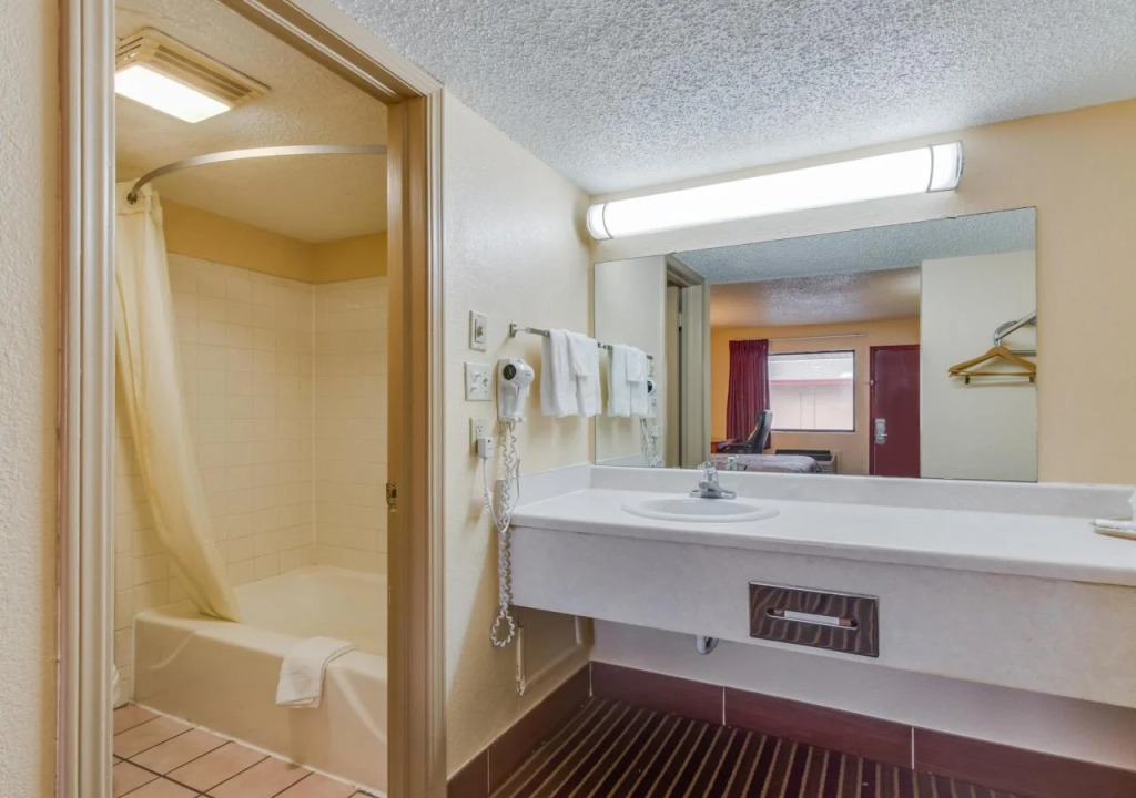 Travelers Inn Midwest City
