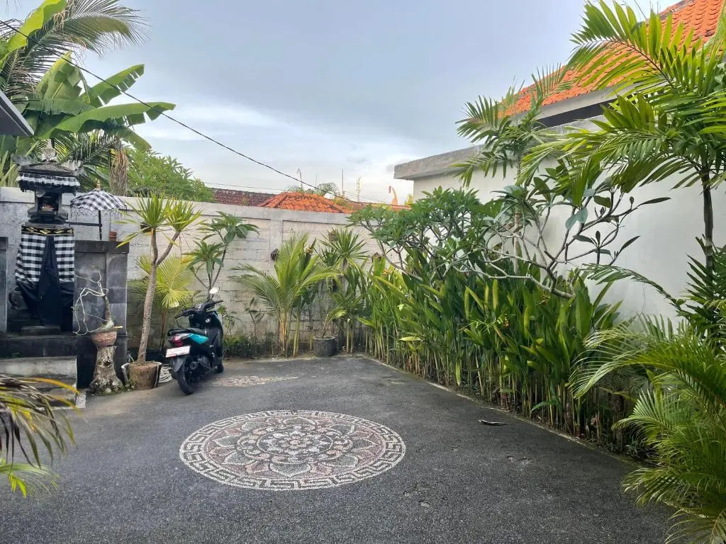 Arjuna Uluwatu Guest House