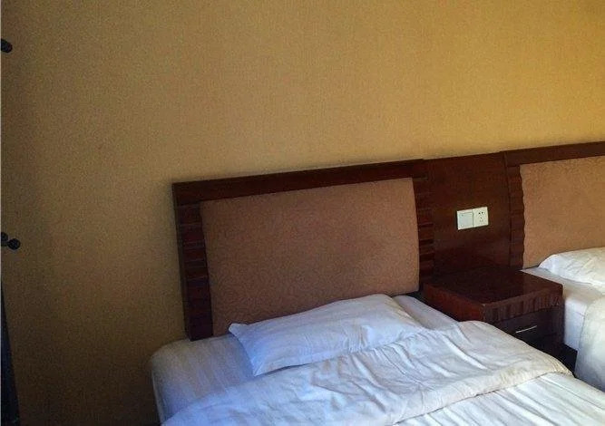 Red Sun Hotel
