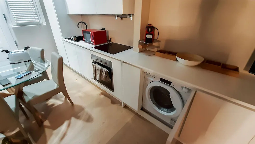 JOIVY Superb Loft for 4 near Sempione Park