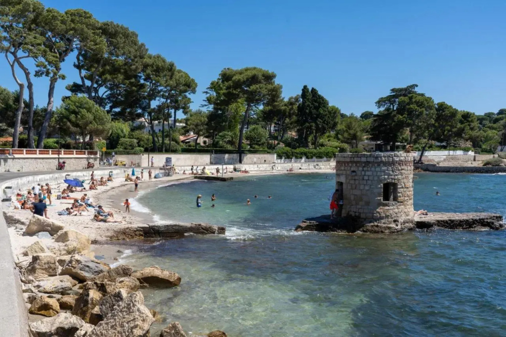 Ermitage studio, front de mer, plage 200m