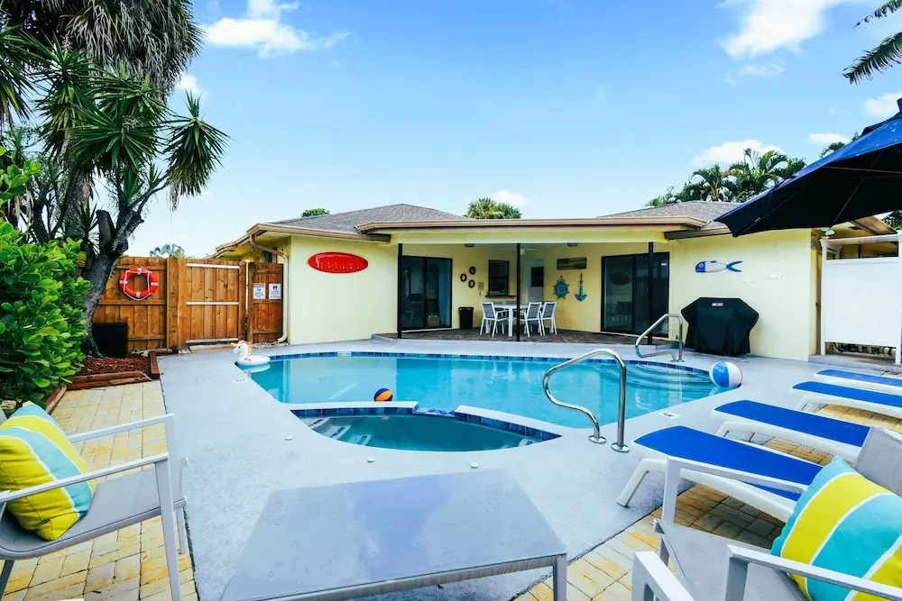 Luxury Sleeps 12 Kings Pool 2 Hot Tubs
