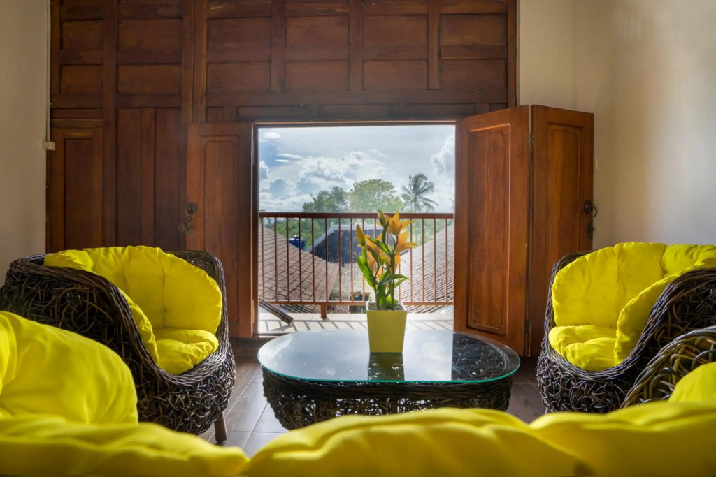 ETHES Coworking - Coliving & Lounge
