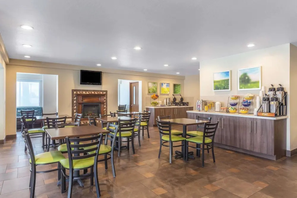 Days Inn & Suites East Flagstaff