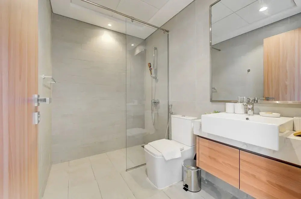 Farhad Azizi Residences - Al Jaddaf
