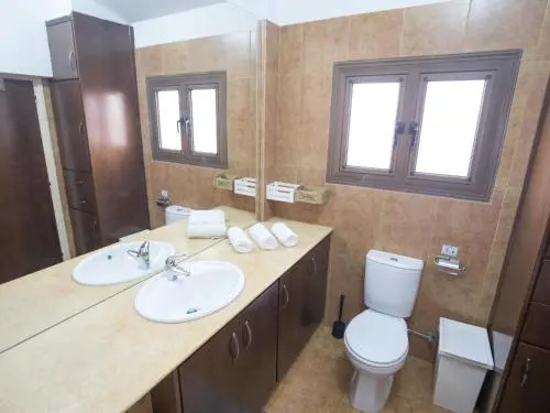 Sunshine Luxury House