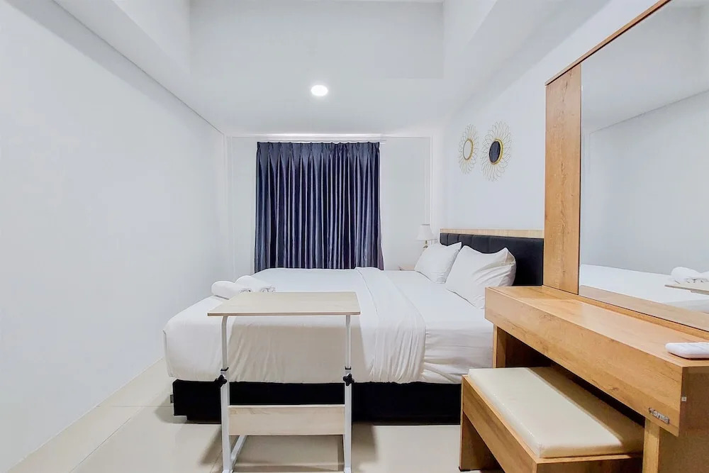 Spacious And Wonderful 1Br Tamansari Bintaro Mansion Apartment