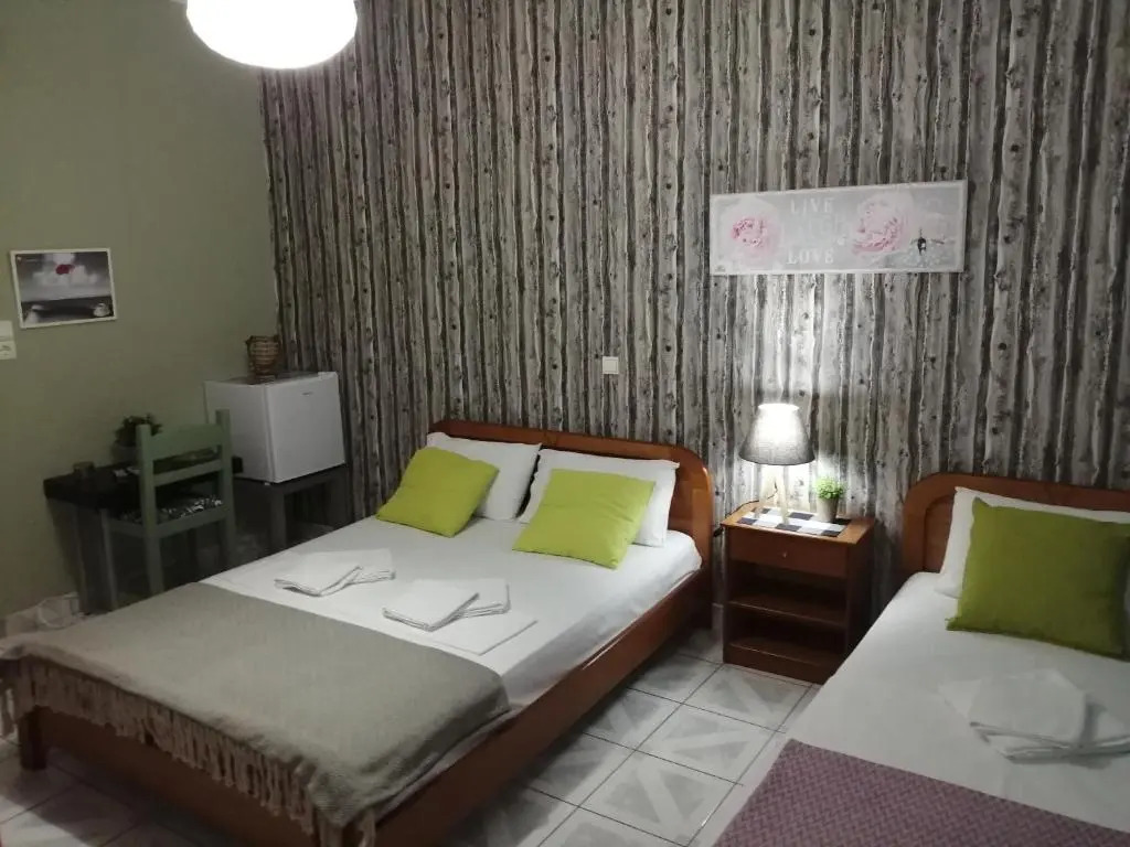 Hotel Efyra