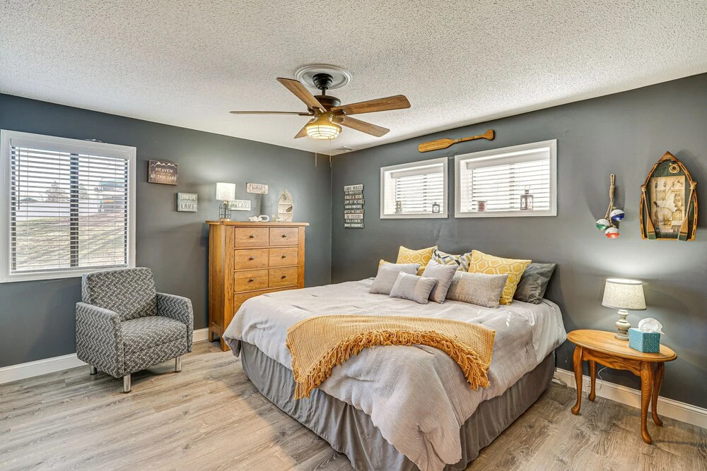 3 Mi to Boat Ramp: Osage Beach Condo w/ Grill!
