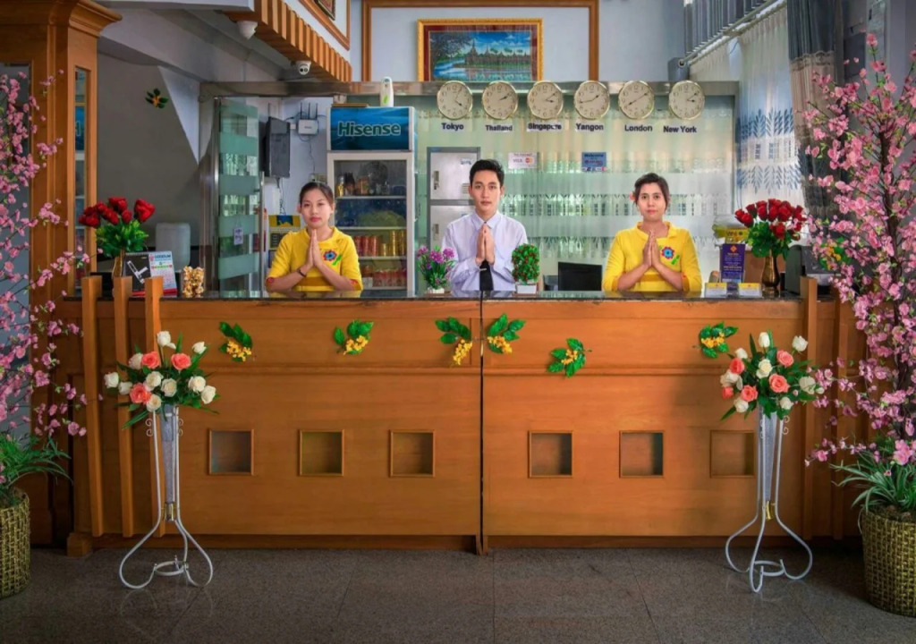 Shwe Hnin Si Hotel