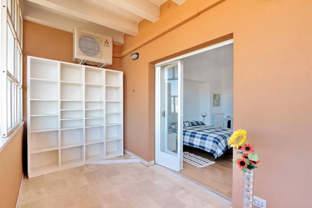 Salaria Apartment