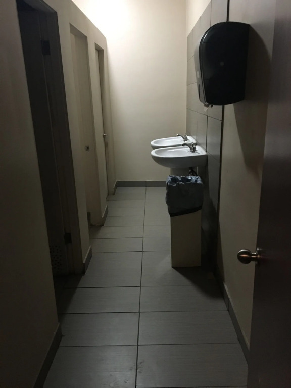 Commercial Hotel