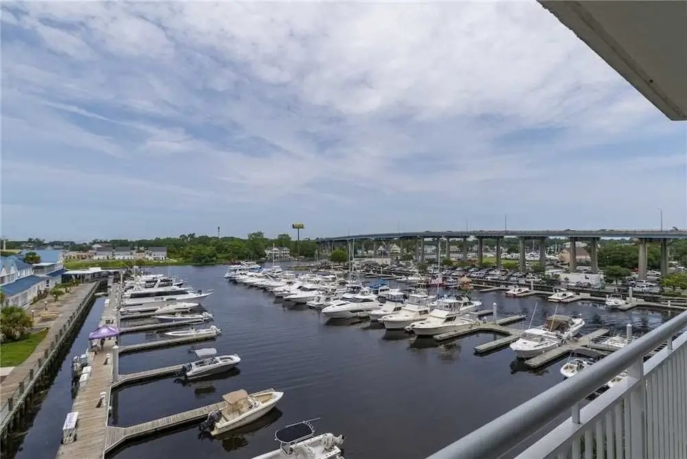 Harbourgate Marina #122 3 Bedroom Condo