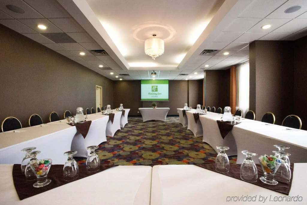 Holiday Inn & Suites Mississauga West - Meadowvale by IHG