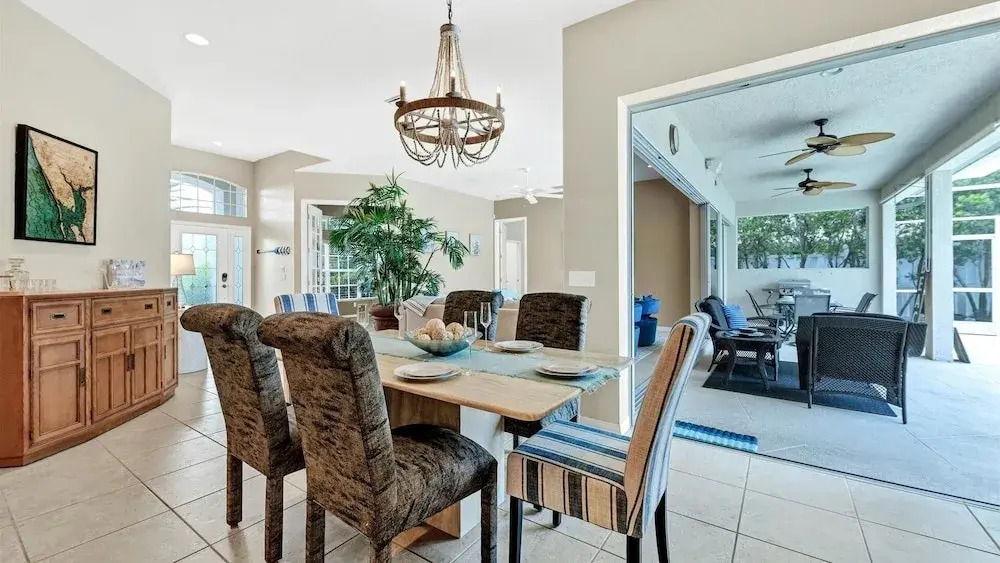 Rotonda West 3 Bedroom Private Pool/Spa Vacation Home. Only 10 miles to Gulf Beaches 3 Home
