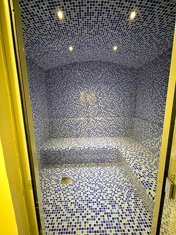 Reva Aparthotel next Burj Khalifa