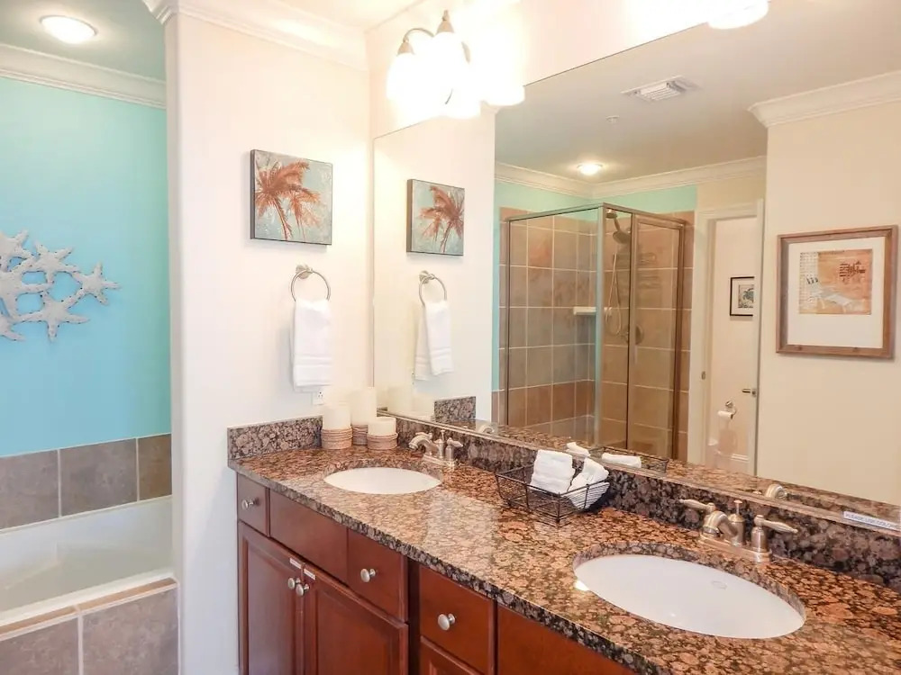 613 Holiday Isle 613 2 Bedroom Condo