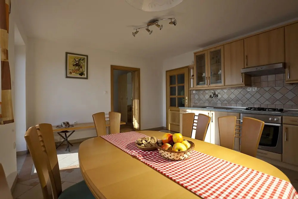 Vineyard Cottage Ucman