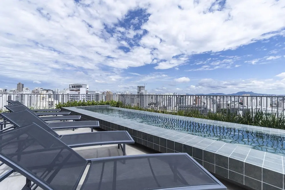 Next to Allianz Parque - Vacancy - Pool