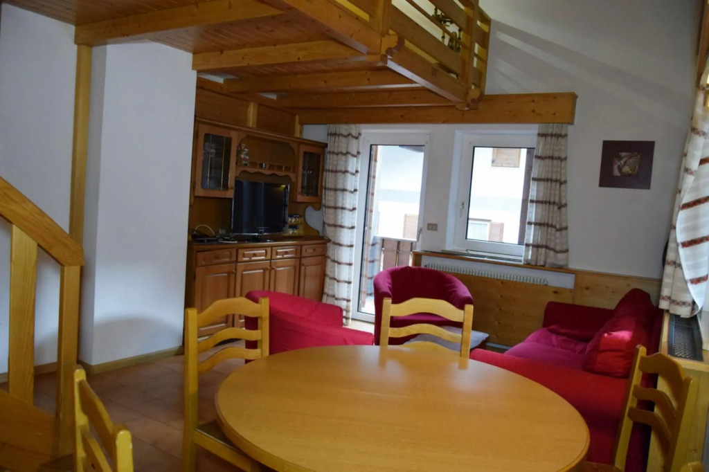 MADDALENA , apartment in villa for 8 people. (022039-AT-056830)-111 MADDALENA SX