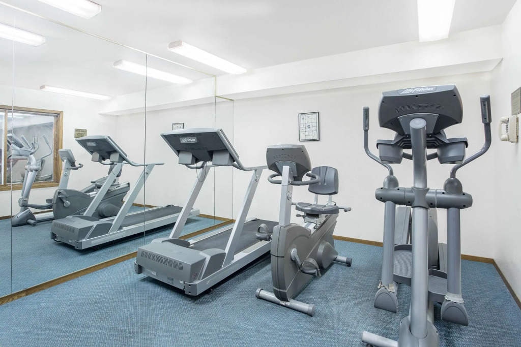 Hawthorn Extended Stay by Wyndham Green Bay