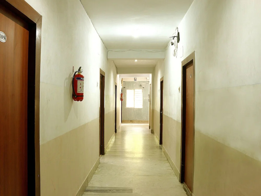 OYO 1058 Hotel Royal Garden