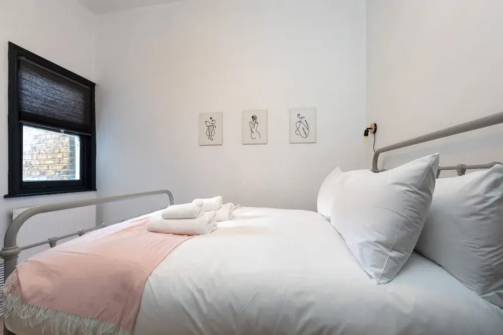 Serene and Spacious 1 Bedroom Garden Flat in Clapton