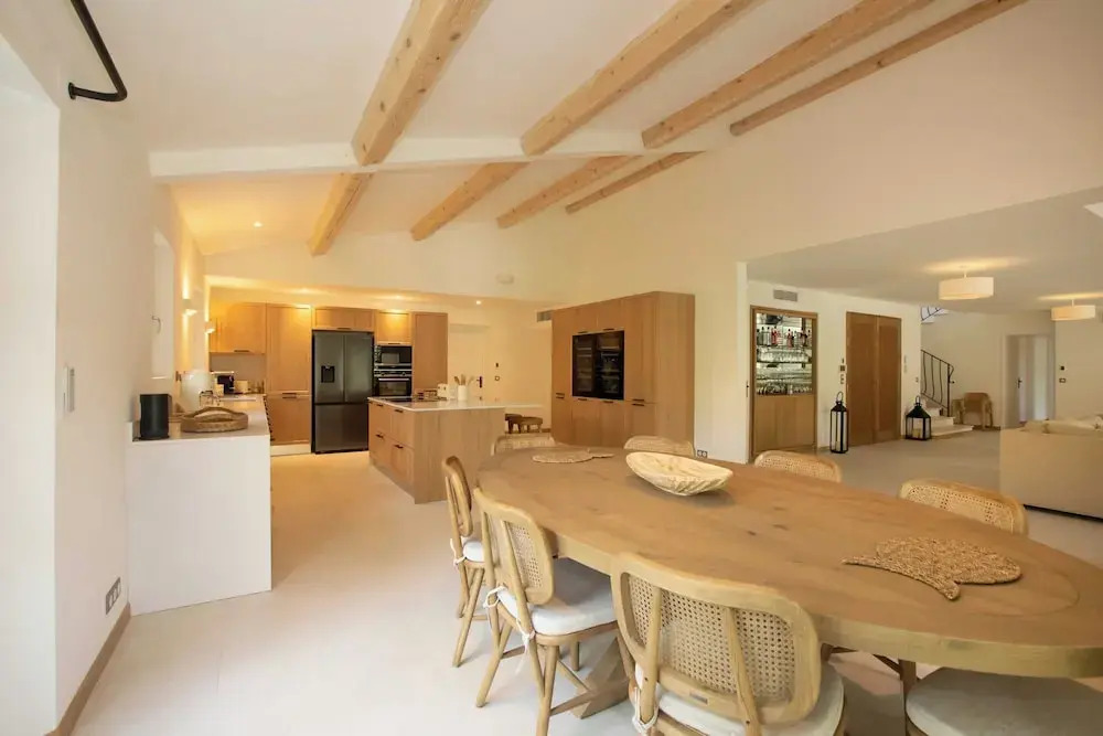 Magnificent Villa Overlooking the bay of Canebiers