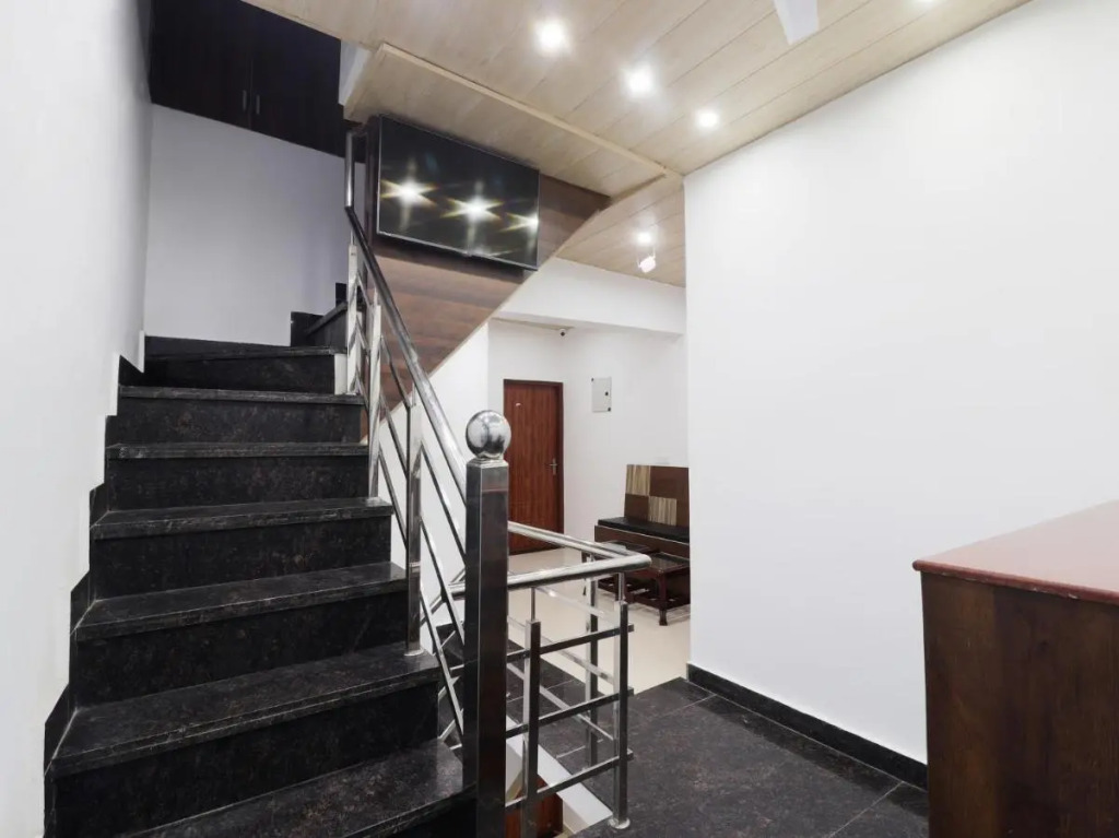 Fabexpress Kalsia Home Stay