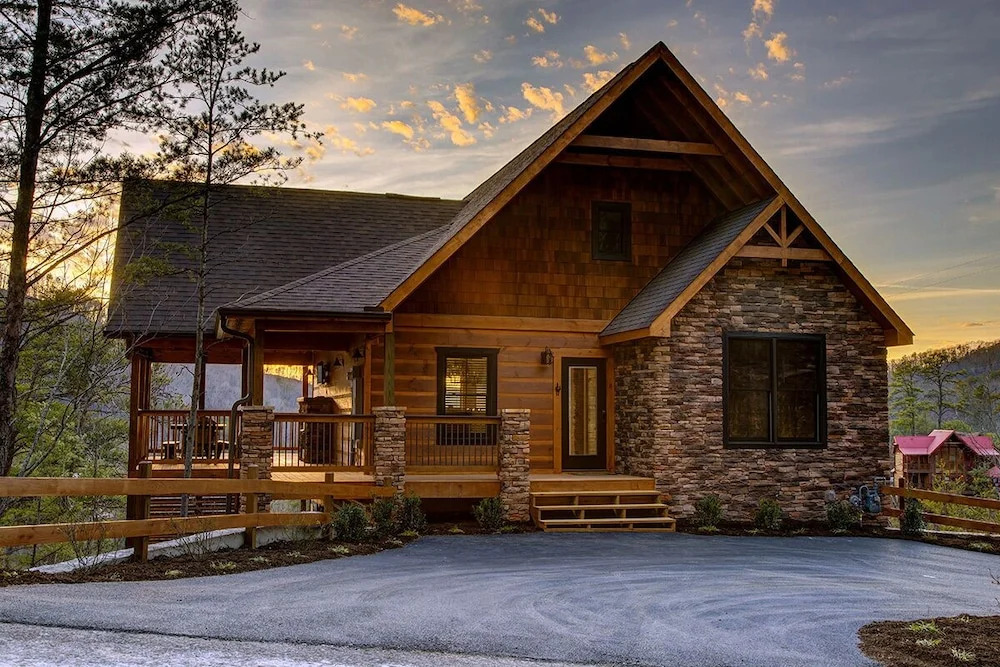 Critter Cove 2 Bedrooms 2 Bathrooms Home