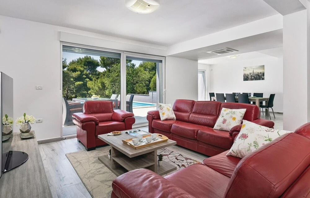 Nice Home in Pula With Wifi and 4 Bedrooms