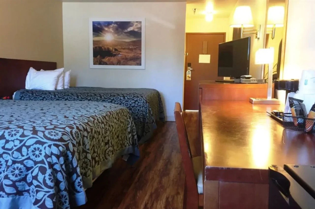 Days Inn by Wyndham Taos