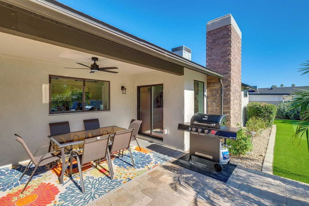Heated Pool, Game Room: Family Home in Tempe!