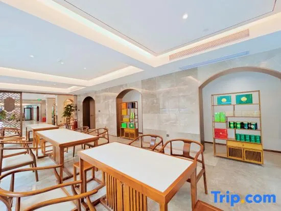 Xiazhou Yiling Hotel