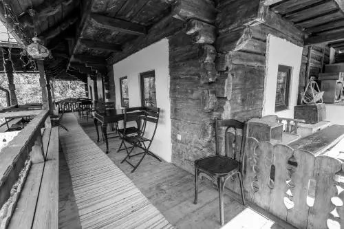 Casa Poveste Pensiunea-Muzeu