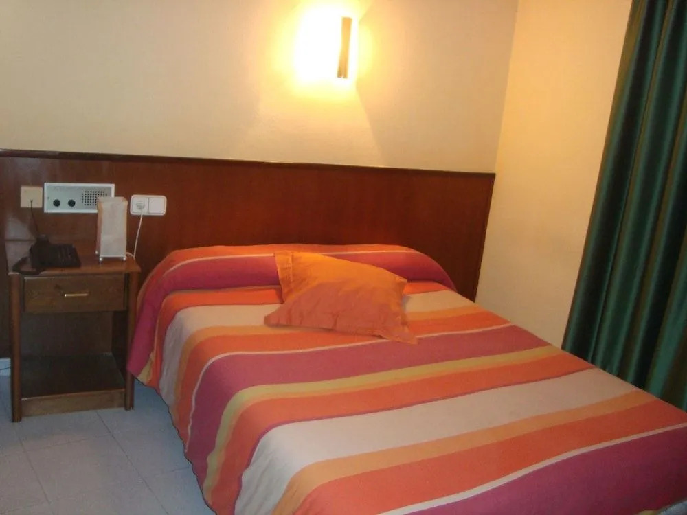 Hostal Les Collades