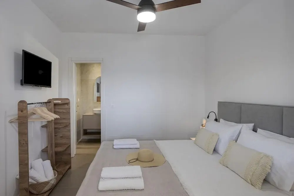 Villa Ninemia Seaview by Estia