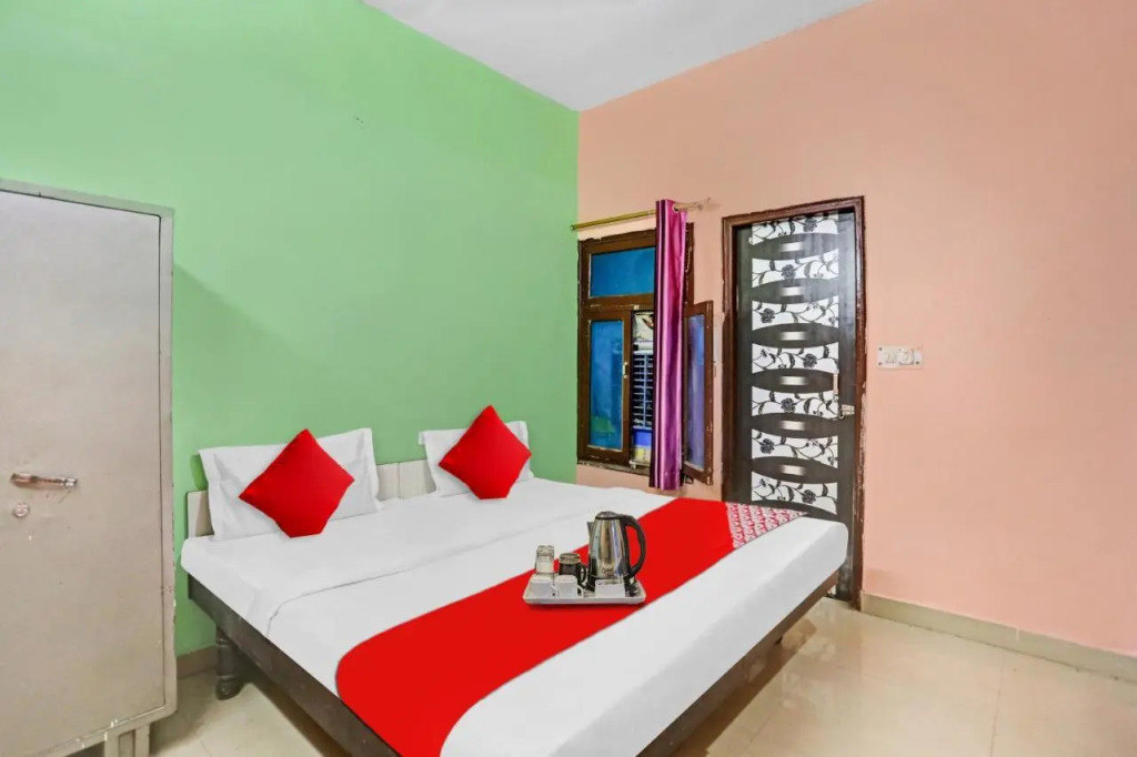 OYO Flagship 701876 Second Home Guest House