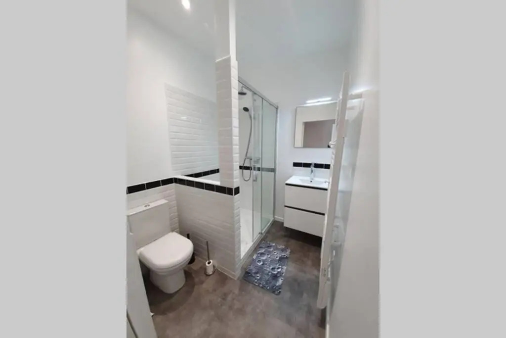 Studio Idealement Situe Au Calme (Adults Only)