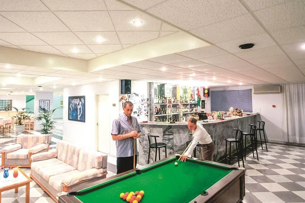 Eleana Hotel