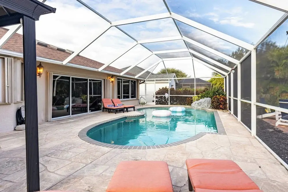 Private Pool, Firepit, Game Room Mins to Beaches + Community Amenities Casa Solara by Avantstay