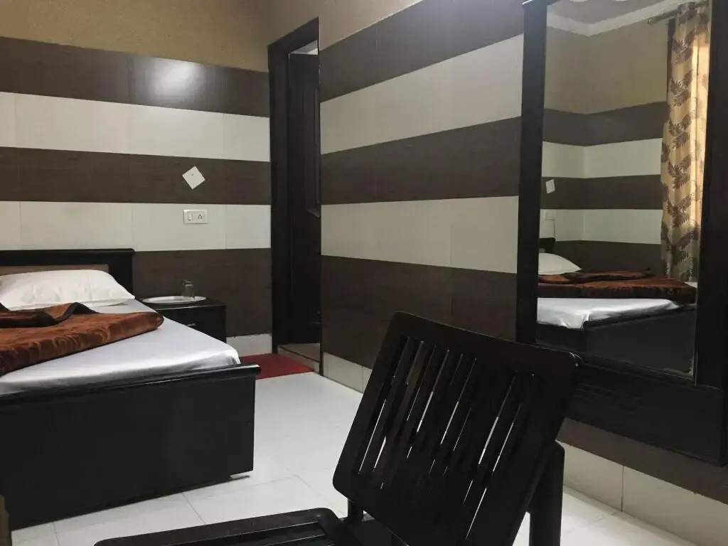 Hotel Shri Amarnath Lodge