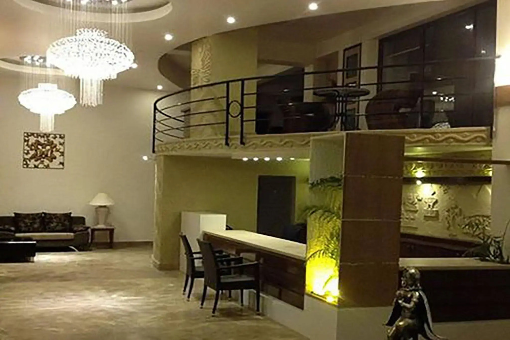Club De Novo Hotel