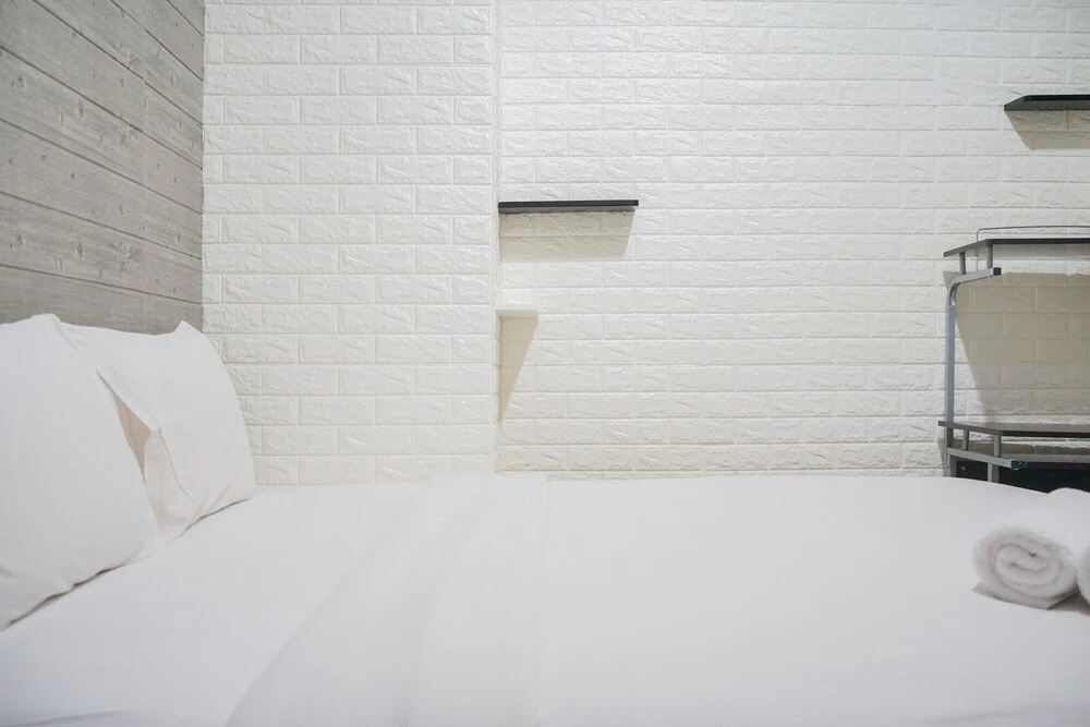 Minimalist 2BR at Springwood Apartment