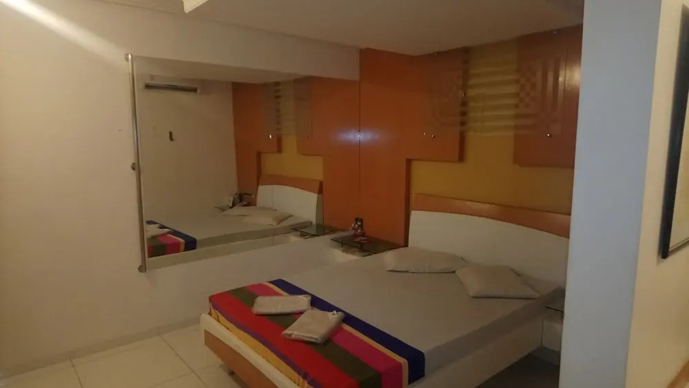 Flash Motel - Adults Only