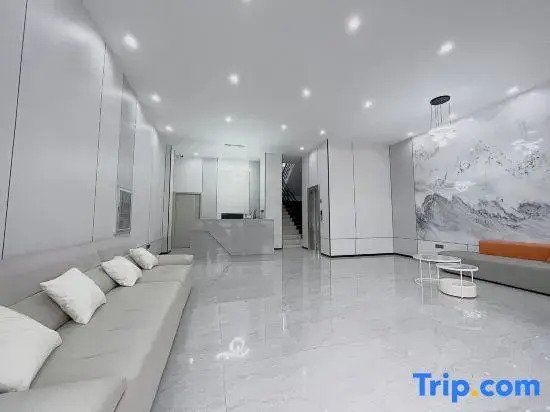 Yunzi Hotel (Dali High-speed Railway Station Erhai Park Branch)