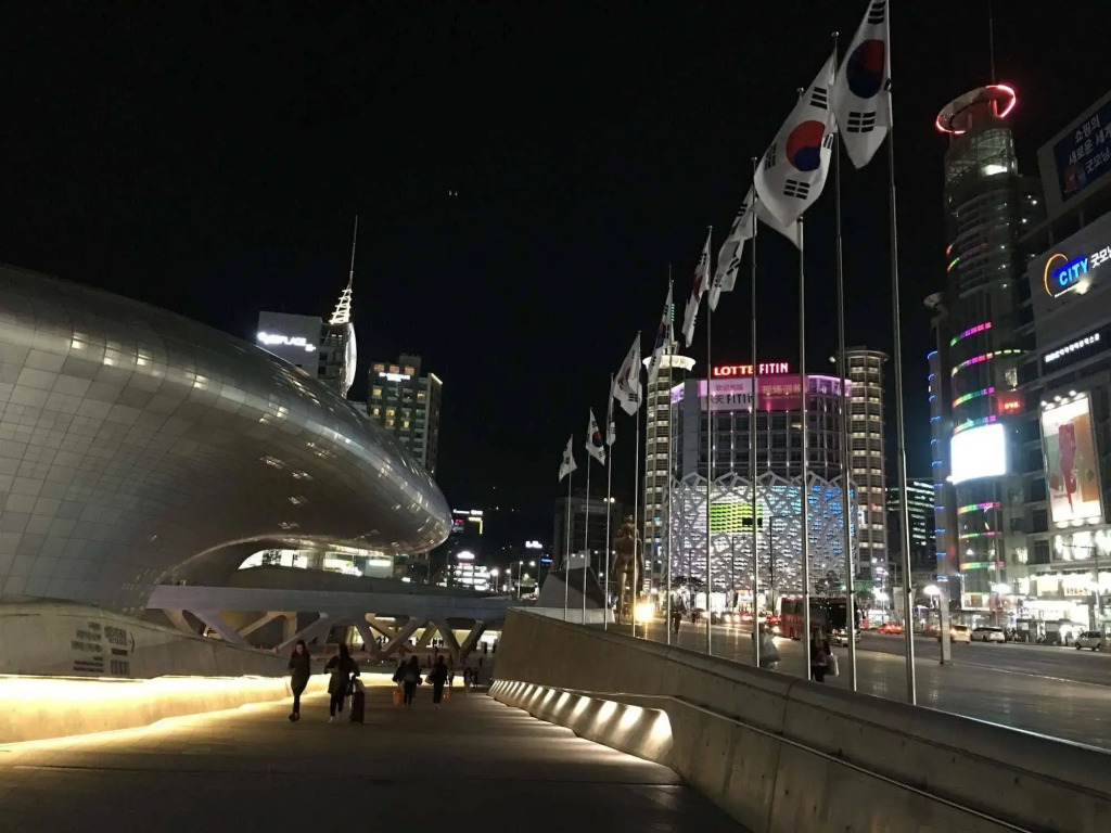 율 한옥 호텔