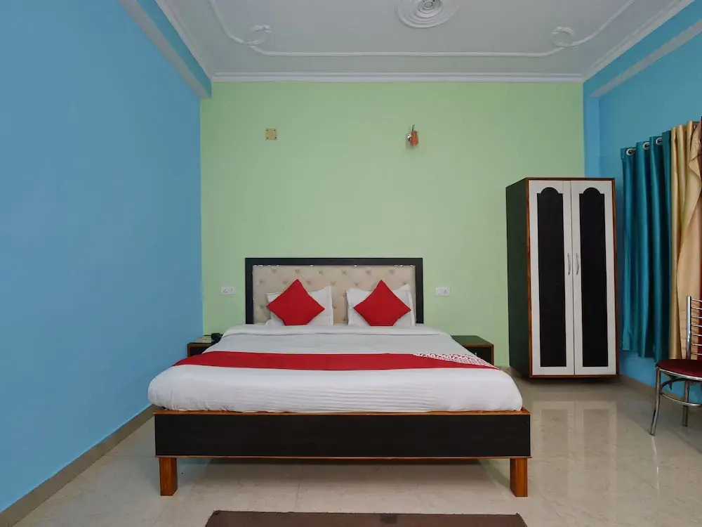 OYO 4409 Hotel Chaitanya Inn