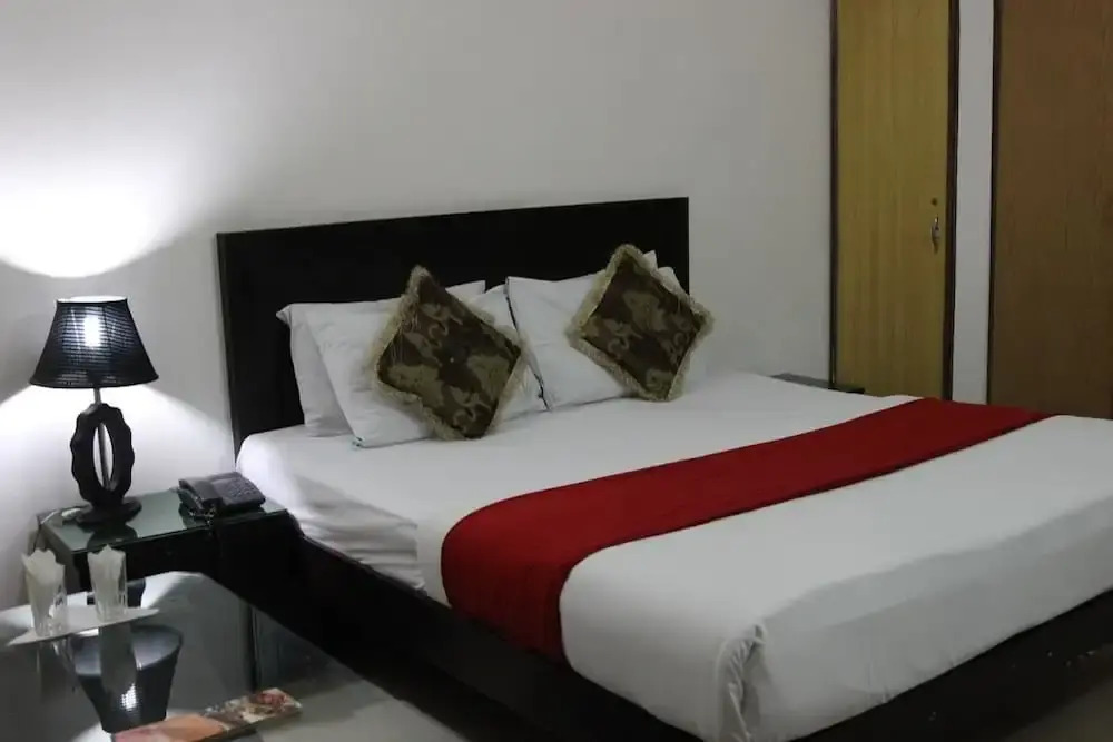 Al-safina Hotel