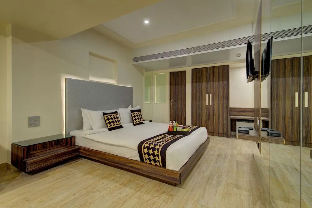 Edition O 30013 Seawood Juhu